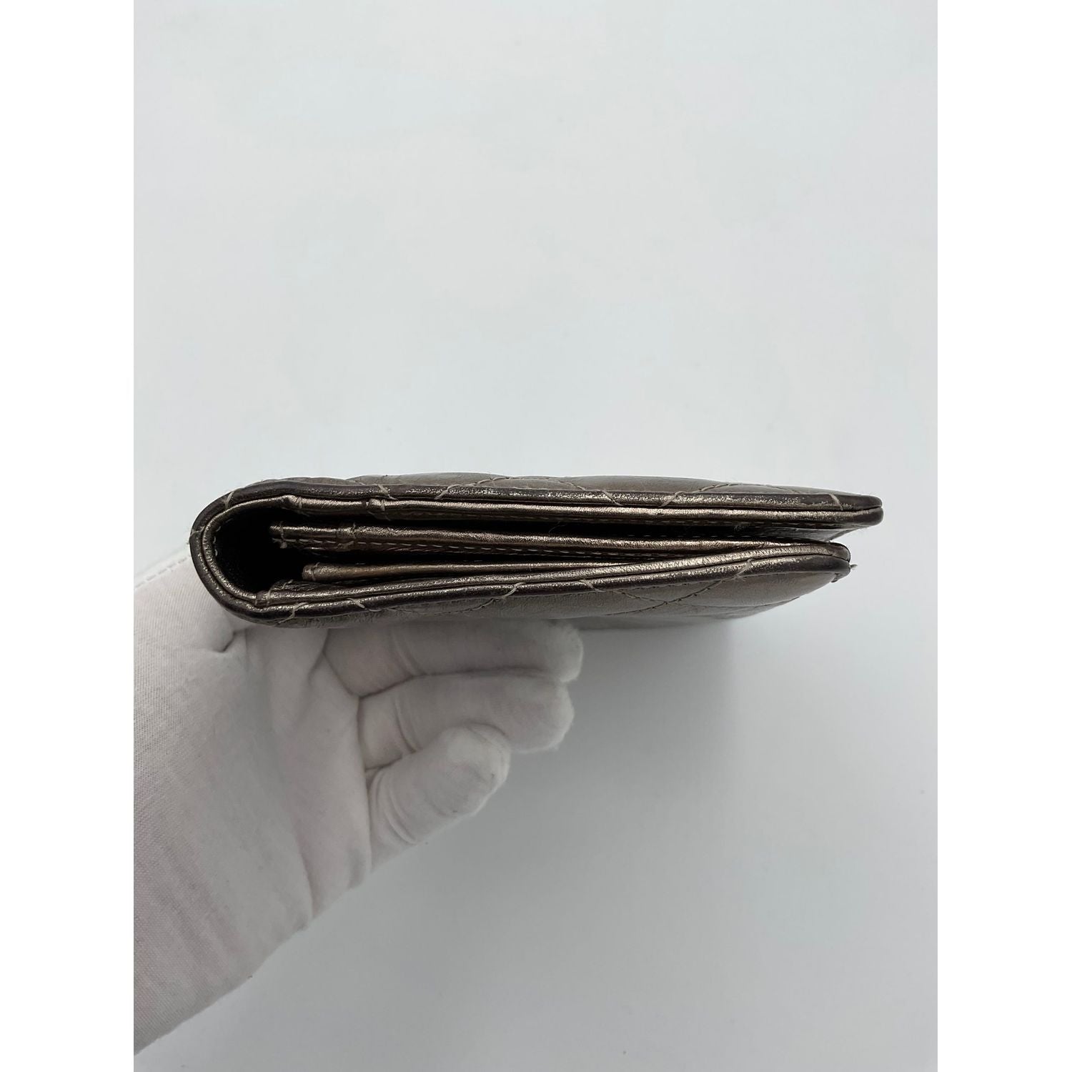 Chanel CHANEL Matèlassè Platinum Wallet