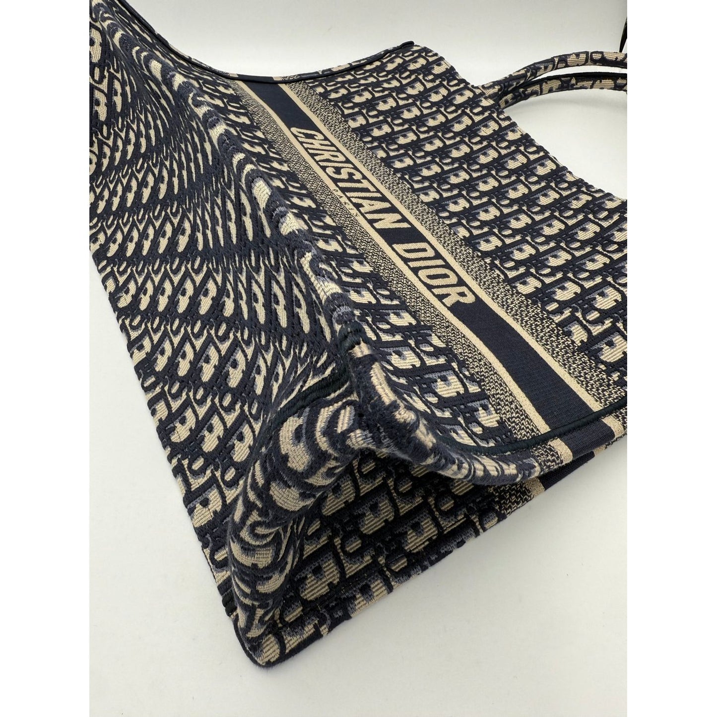 Dior DIOR TOTE BOOK Grande Tote