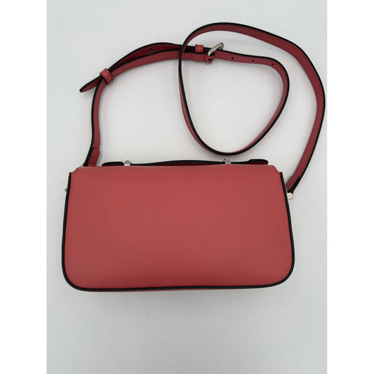 Gucci GUCCI GG Marmont in Leather Shoulder Bag