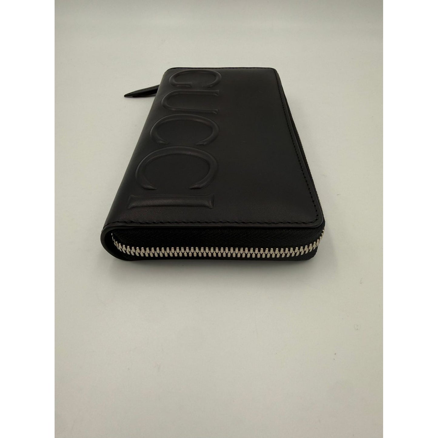Gucci GUCCI Zip Black Front Logo Embossed Wallet