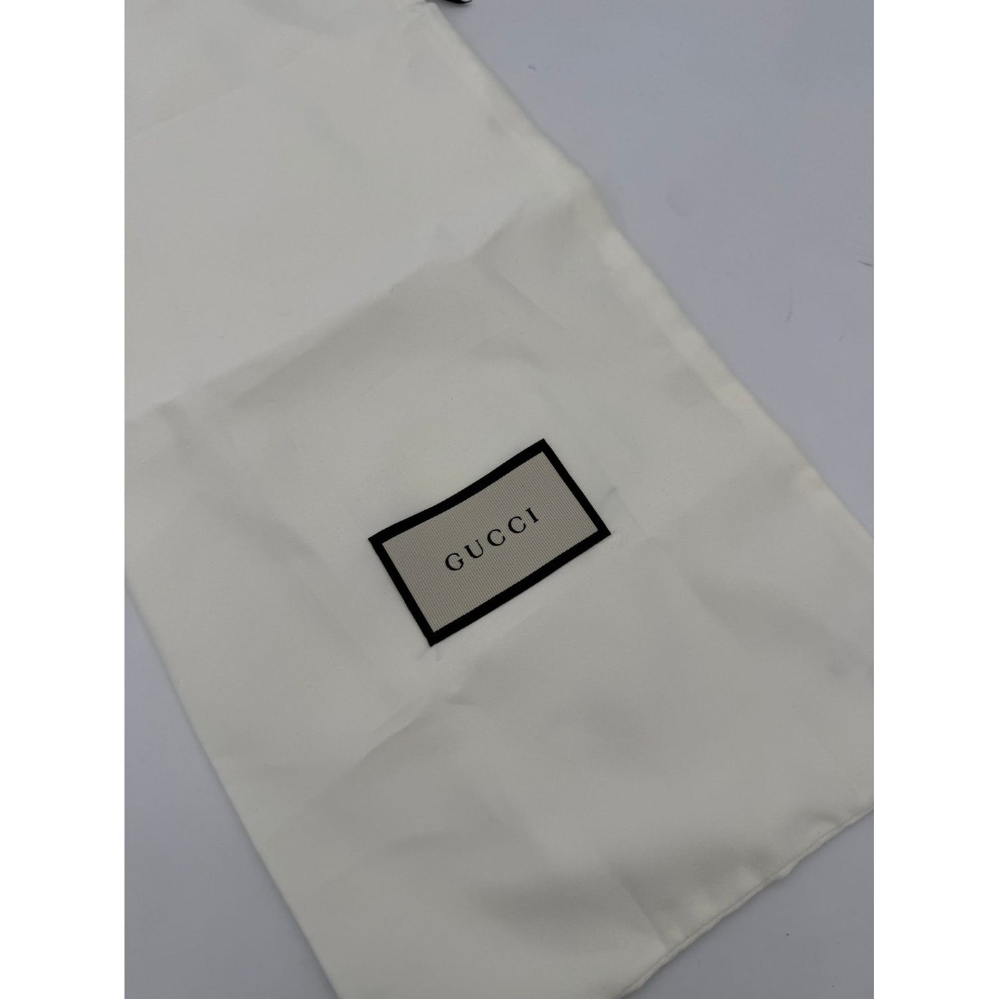 Gucci GUCCI Zip Black Front Logo Embossed Wallet