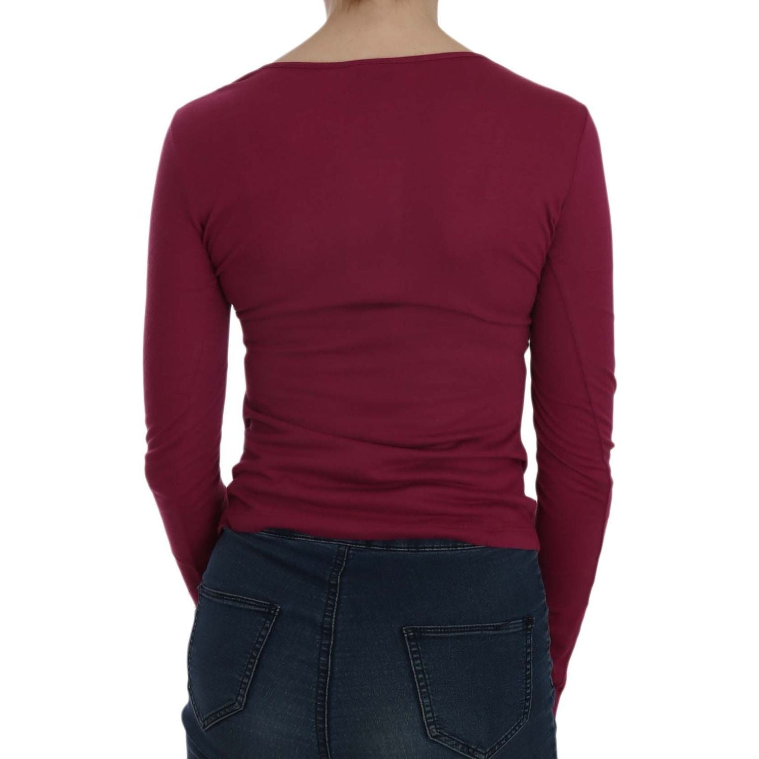 بلوزة إكستي فوشيا مزينة بالكريستال بفتحة رقبة على شكل حرف U