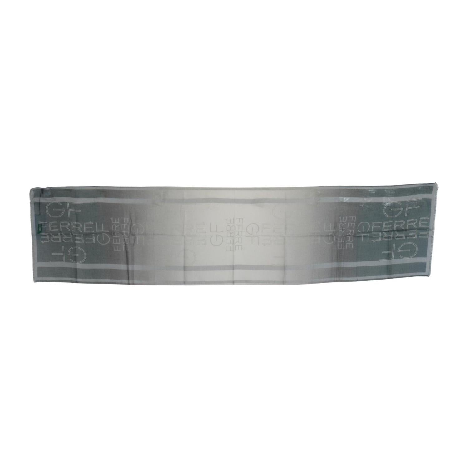 وشاح أنيق منقوش باللون الأزرق والرمادي من GF Ferre