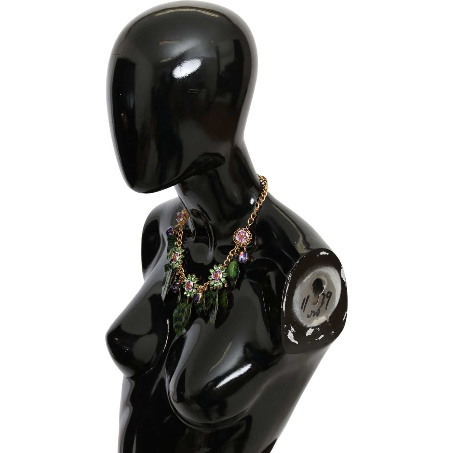 قلادة على شكل أوراق شجر أنيقة من دولتشي آند غابانا مزينة بكريستالات