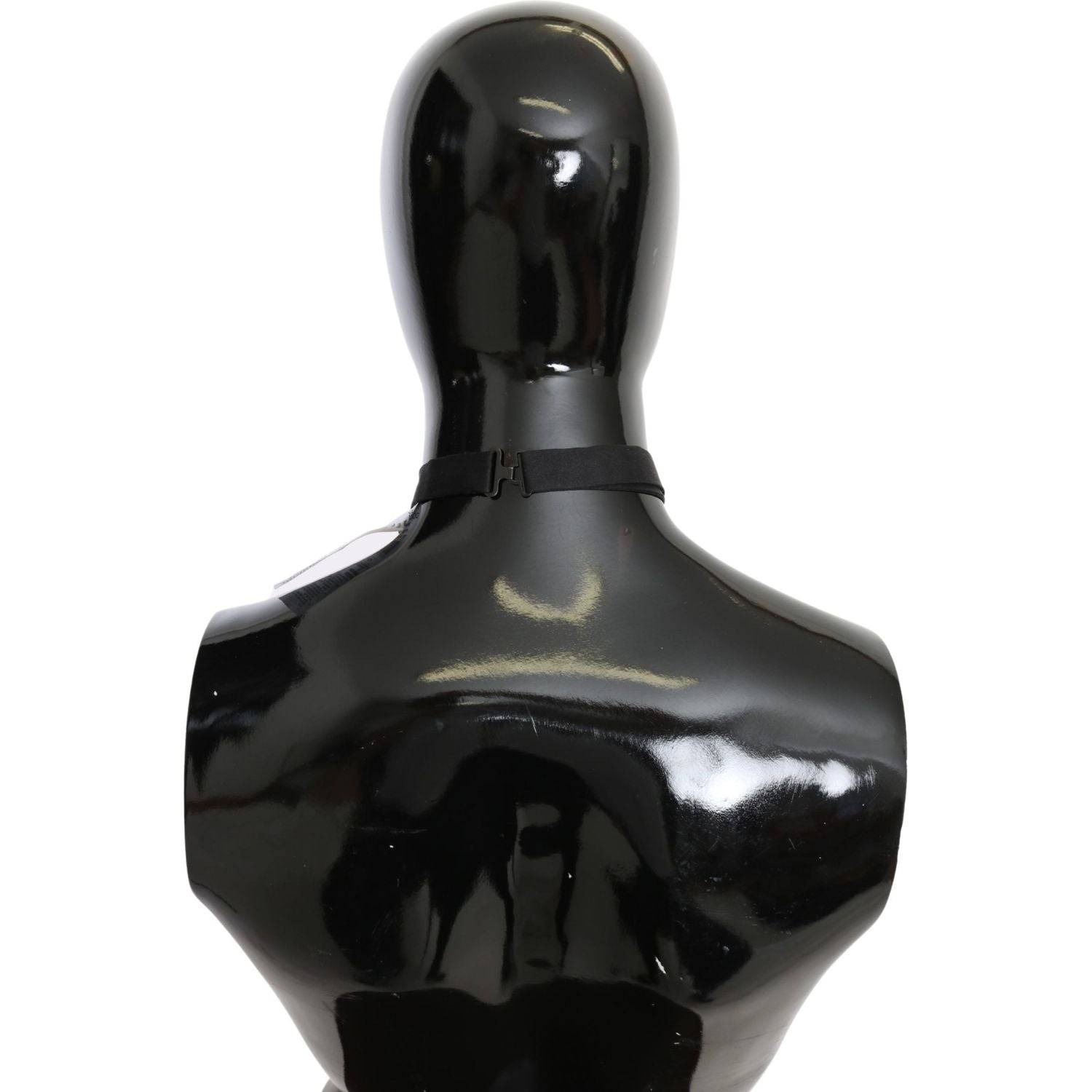 ربطة عنق ذهبية أنيقة من دولتشي آند غابانا - تألقي بأناقة