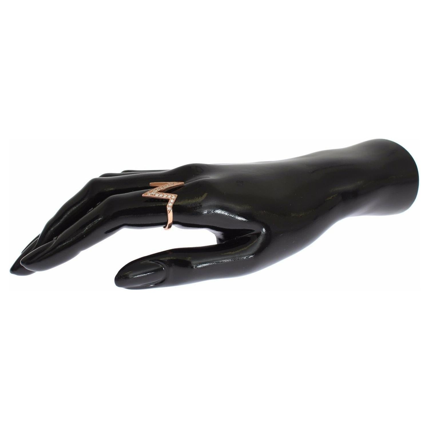 خاتم نيالايا الأنيق المصنوع من الفضة والمرصّع بالكريستال الوردي