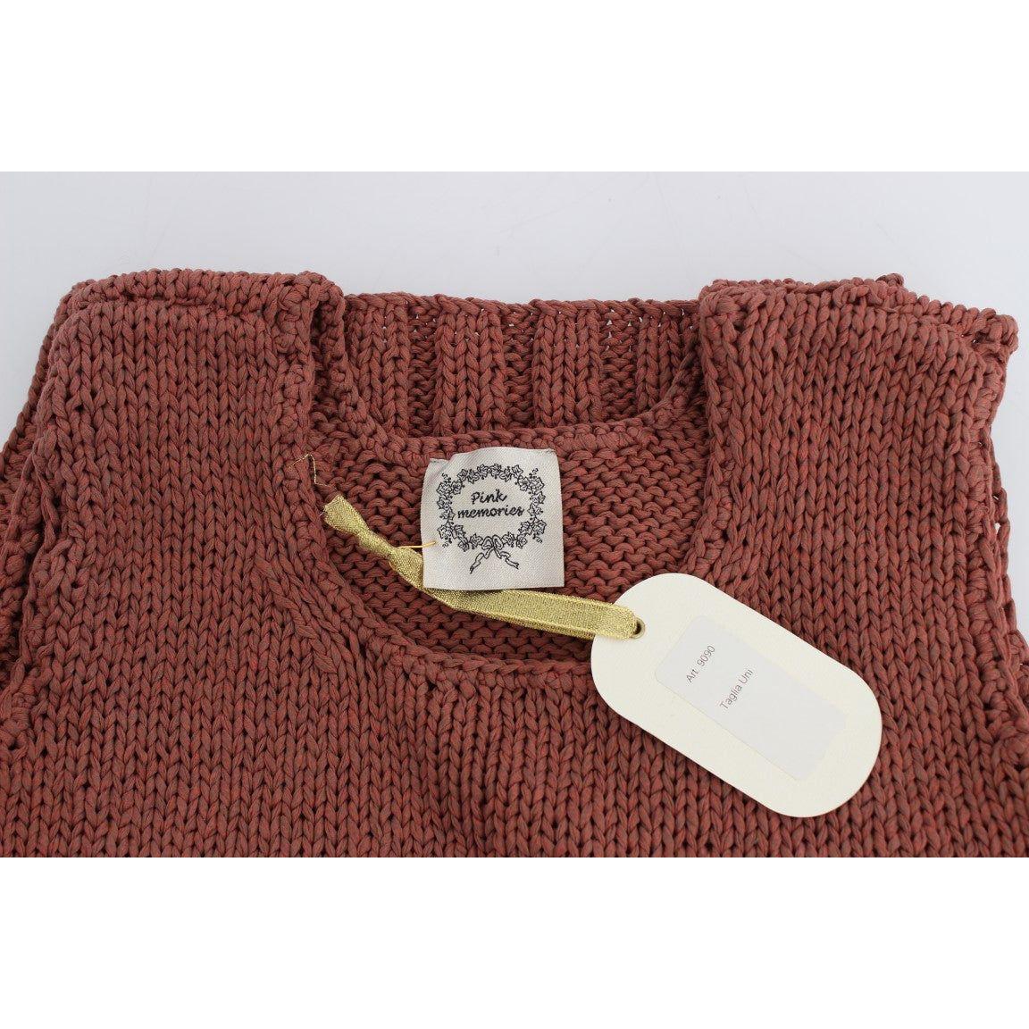 سترة محبوكة أنيقة باللون الأحمر بدون أكمام من PINK MEMORIES