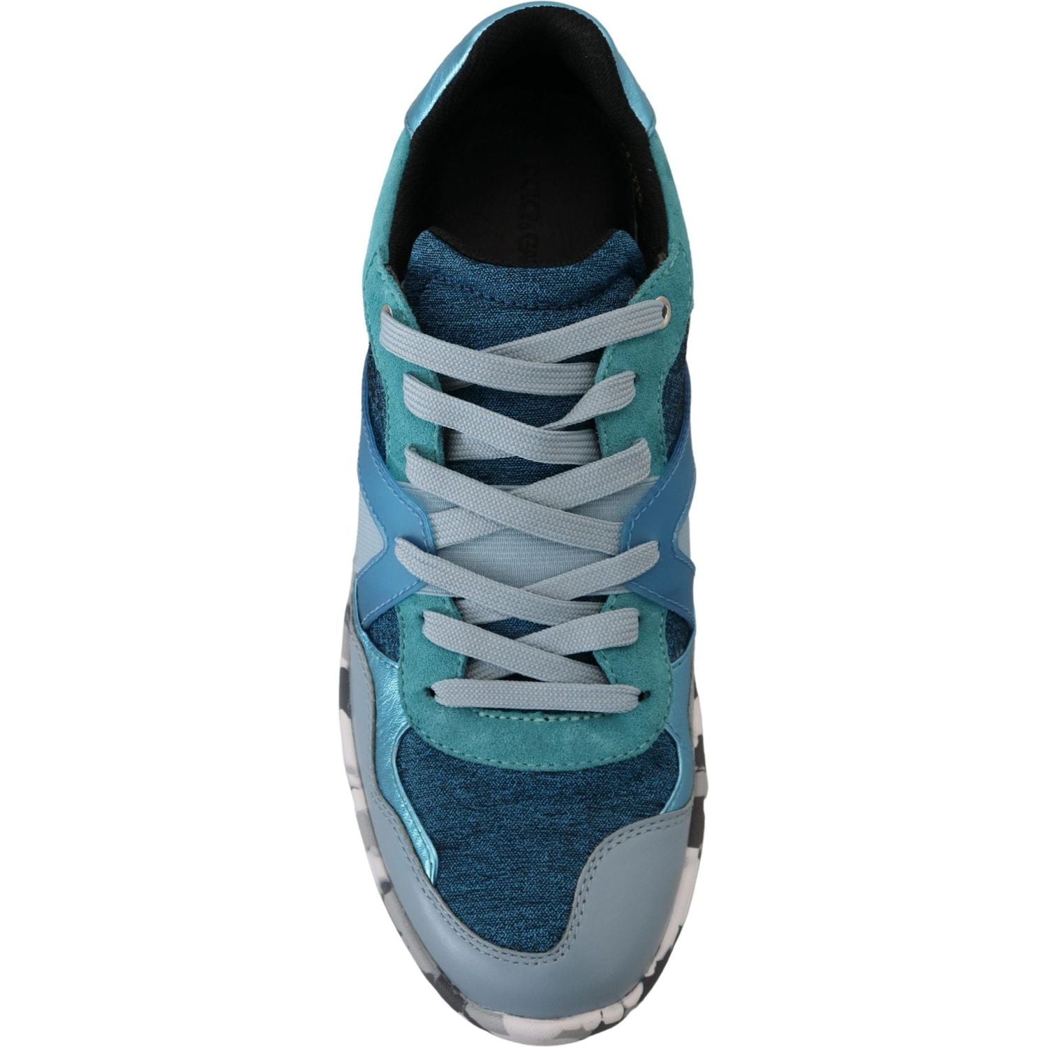 دولتشي آند غابانا - ارتقِ بمظهرك الرياضي مع الأحذية الرياضية الأنيقة ذات الرقبة المنخفضة