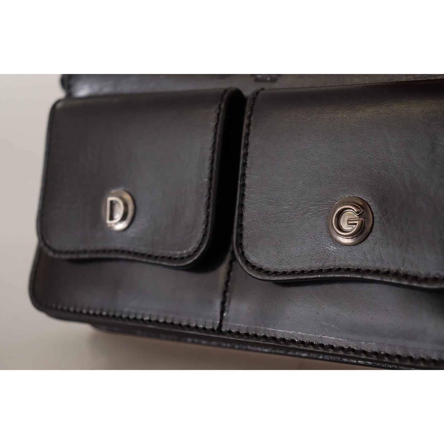 Dolce & Gabbana Elegant Mini Leather Wallet in Timeless Black Dolce & Gabbana