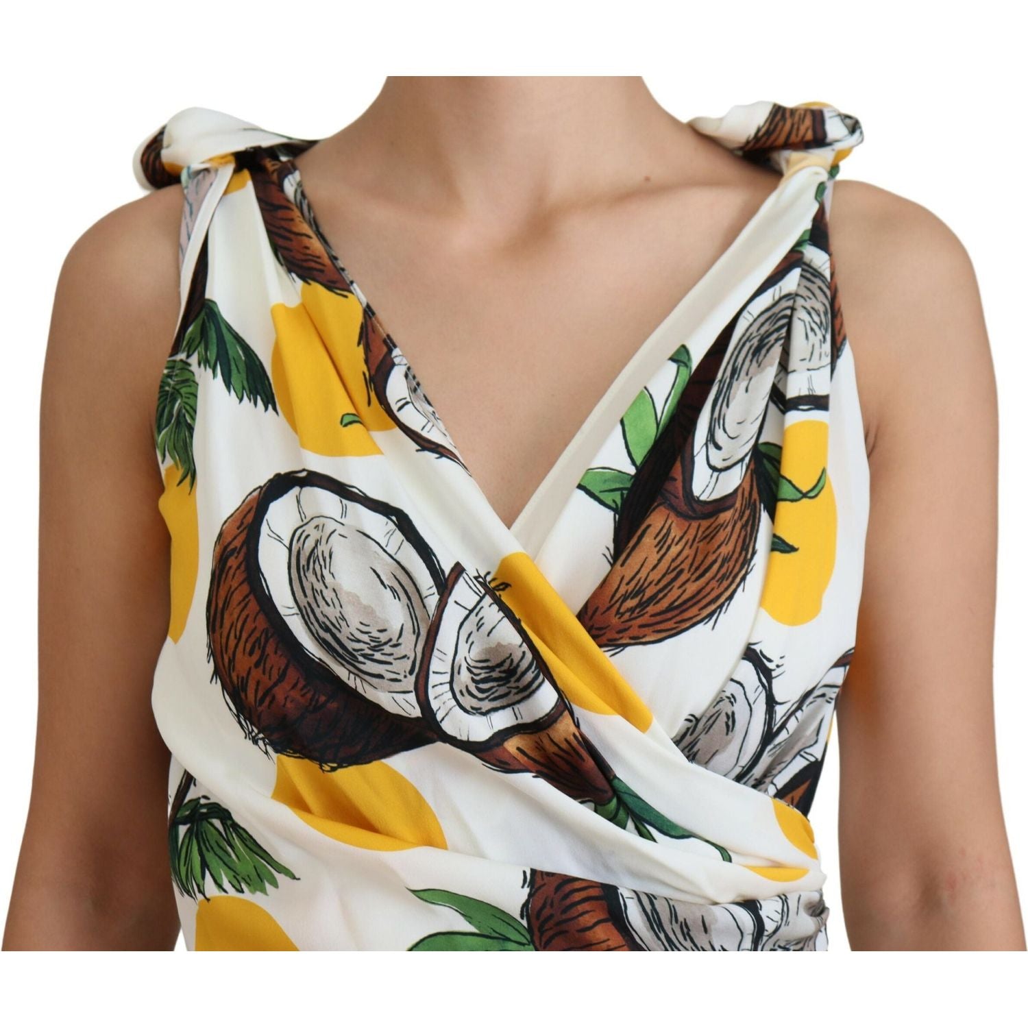 فستان قصير أنيق من الحرير الأبيض من دولتشي آند غابانا