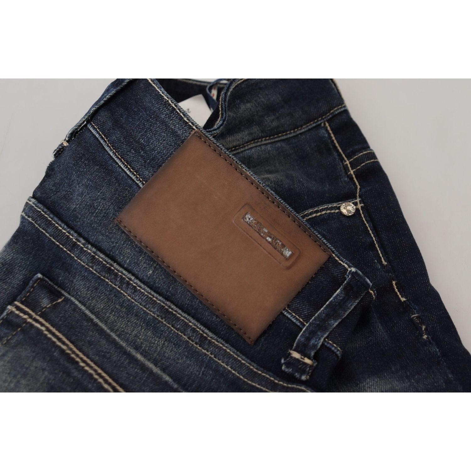 Acht Blue Washed Cotton Slim Fit Women Denim Jeans