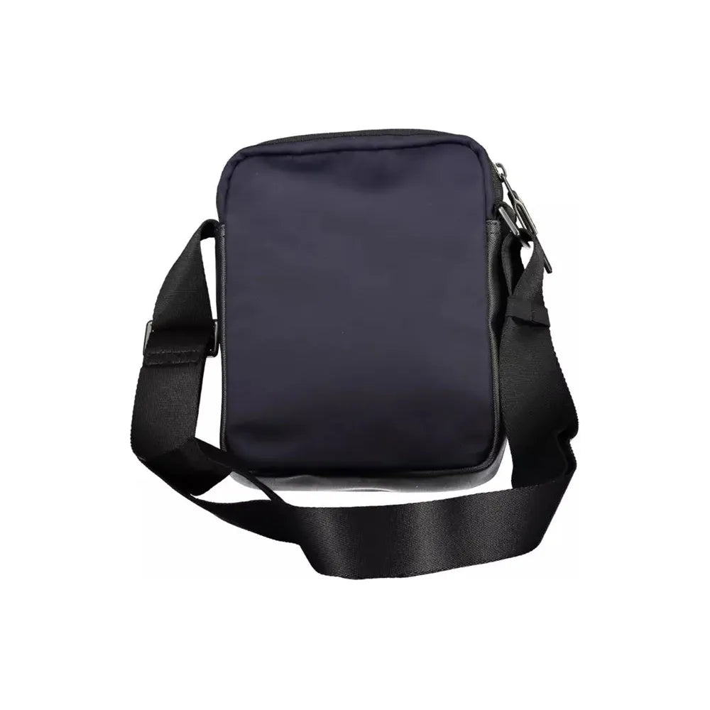 Front view with bag zipped and handles upright.