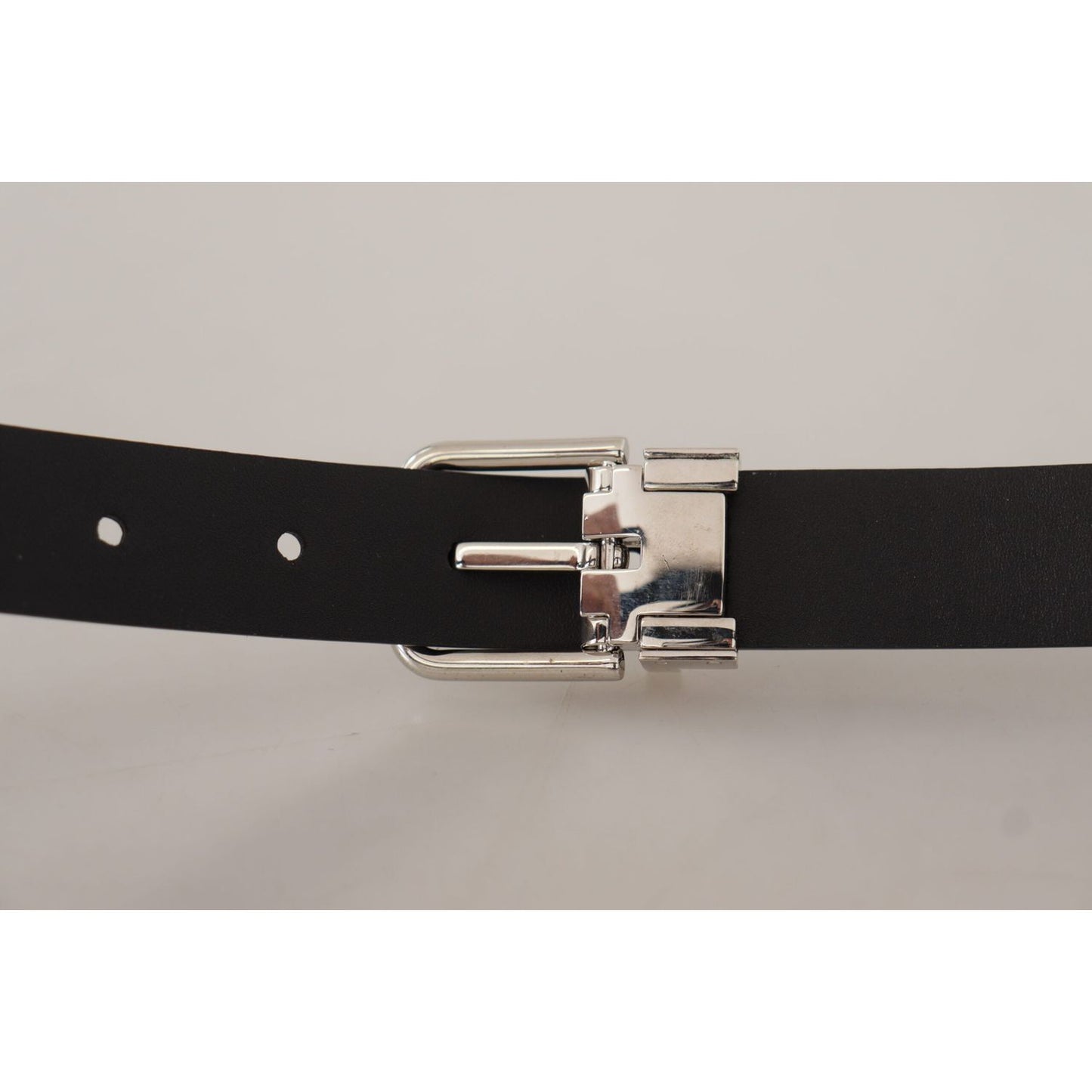 Dolce & Gabbana Elegant Leather Belt with Metal Buckle Dolce & Gabbana