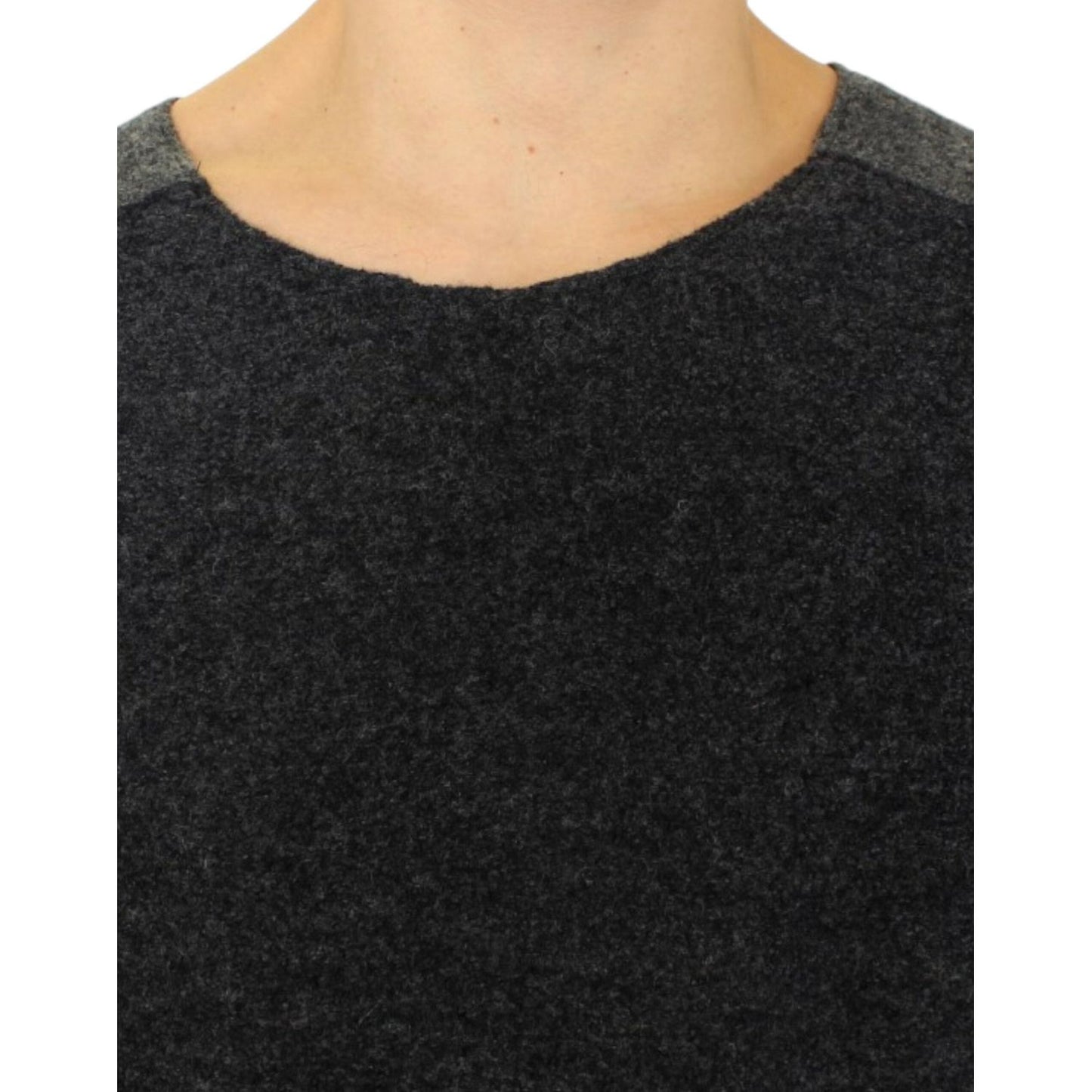 Costume National Gray wool crewneck sweater 1728,67345645728,Clothing,Costume National,Gray,IT48 | M,Material: 100% Wool,Men,Men - Clothing,New with tags,Sweaters - Clothing,Sweaters - Men - Clothing,Sweatshirts - Sweaters - Clothing