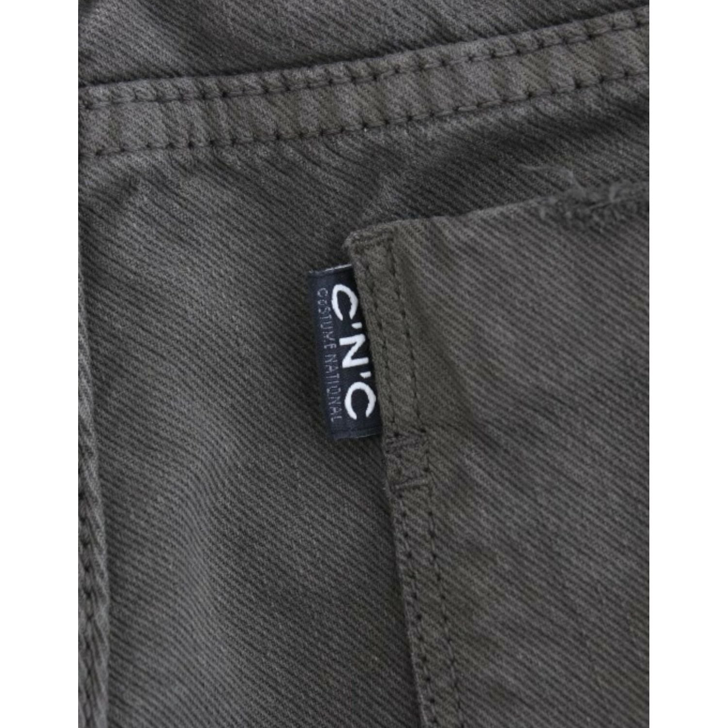 بنطلون جينز ضيق باللون الأخضر من تصميم كوستيوم ناشيونال شيك