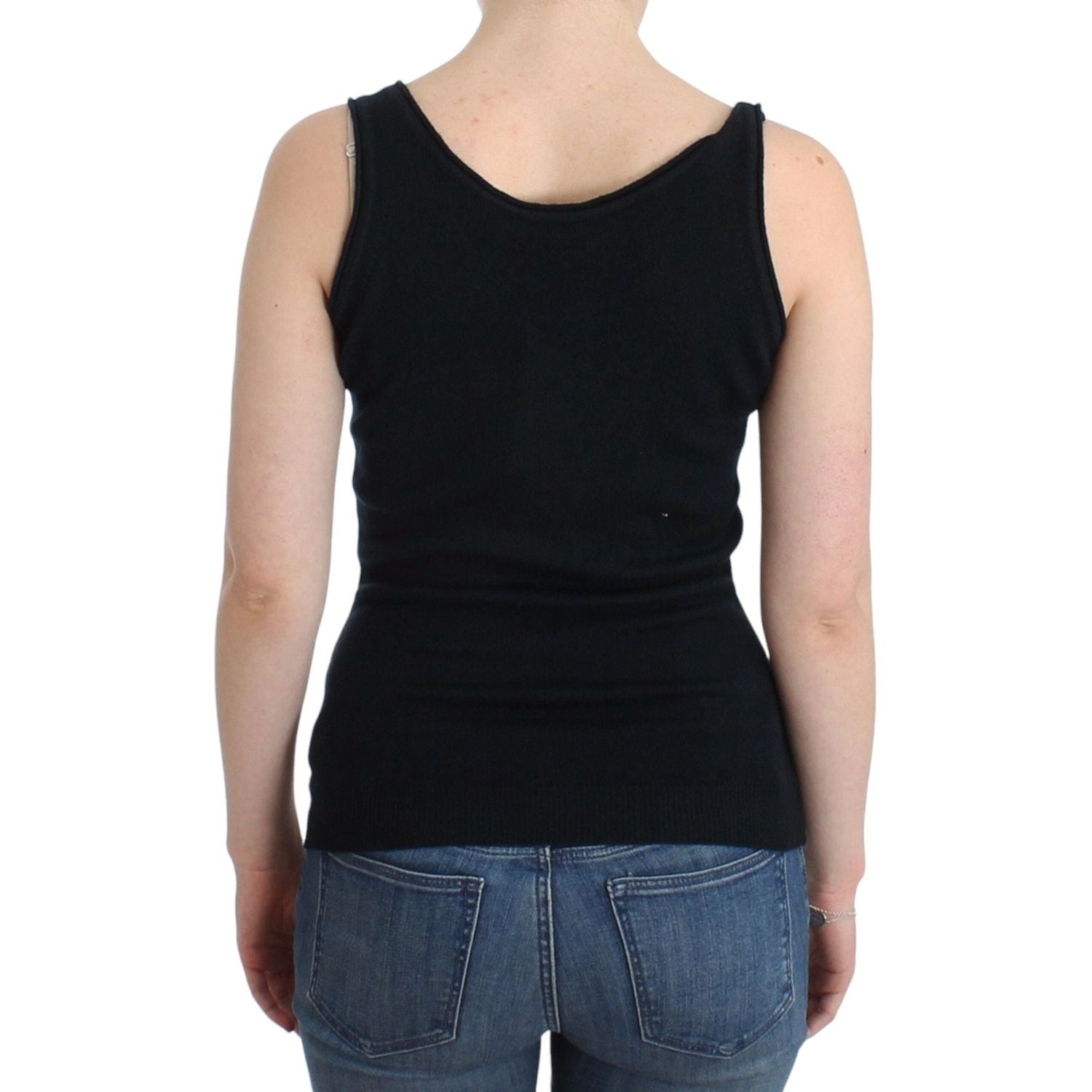 بلوزة أنيقة من الكشمير الأسود من Ermanno Scervino