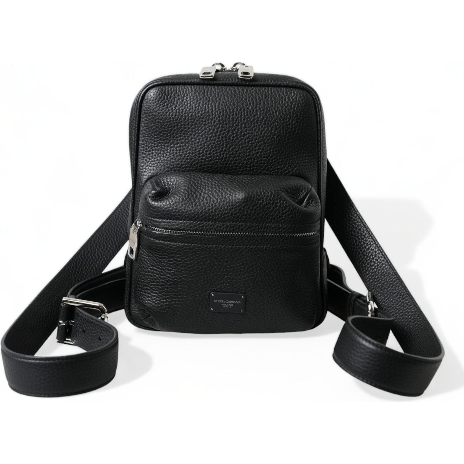 Front view with bag zipped and handles upright.