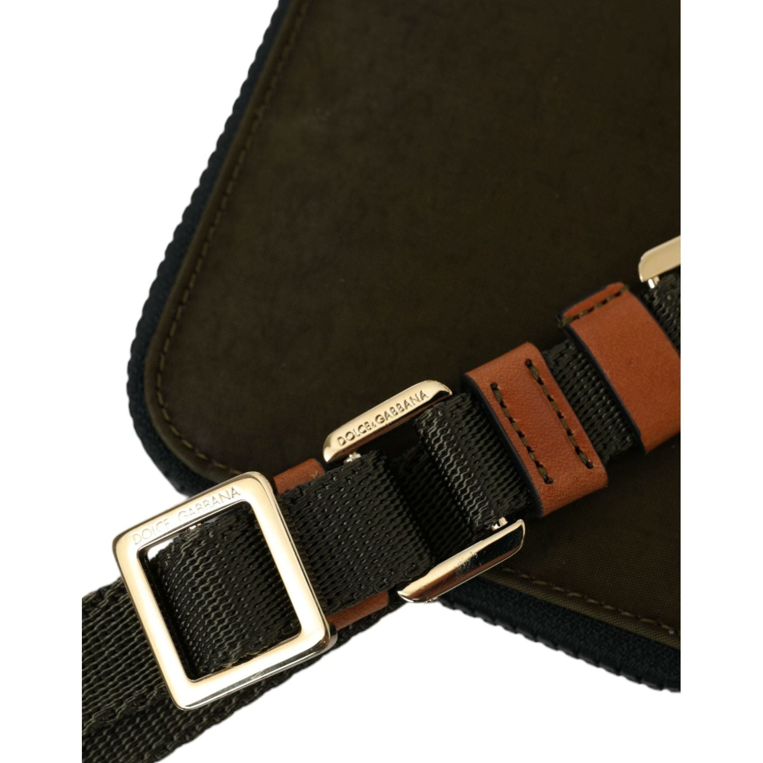 طقم دولتشي آند غابانا متعدد الوظائف باللون الأخضر الداكن الأنيق