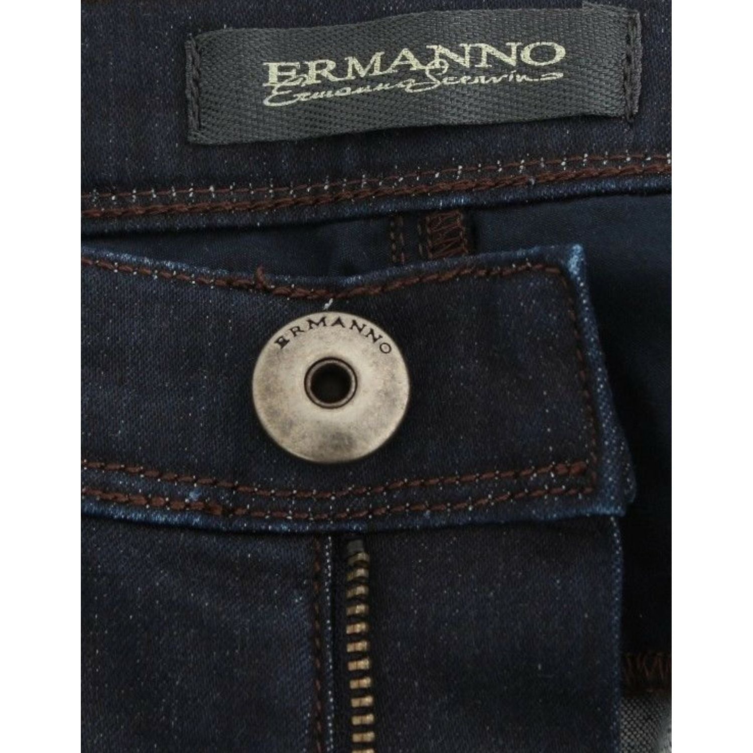 بنطلون جينز ضيق باللون الأزرق الداكن من Ermanno Scervino لإطلالة أنيقة