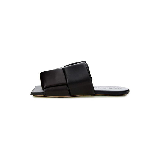 Bottega Veneta Elegant Black Leather Sandals Bottega Veneta