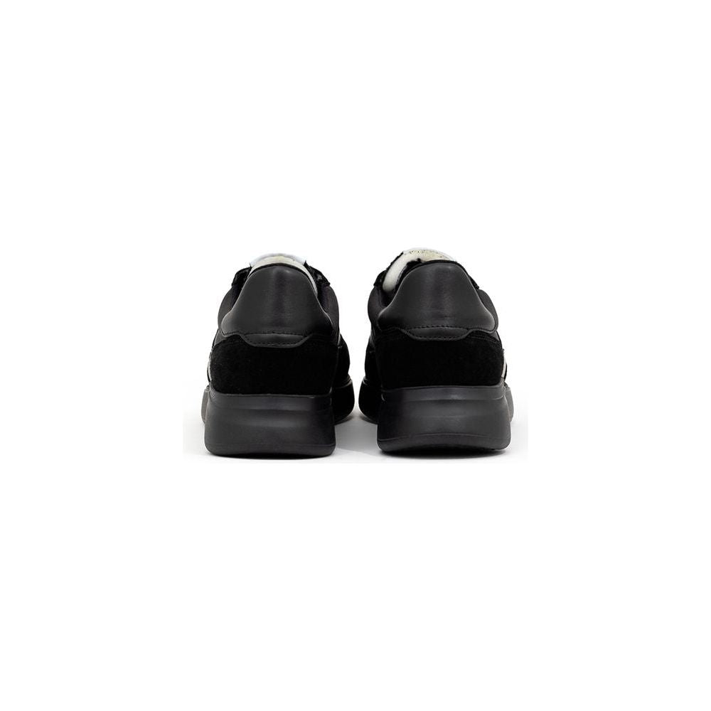 Axel Arigato Black Leather Sneaker