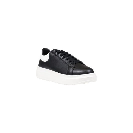 Icon Black Fabric Sneaker Icon