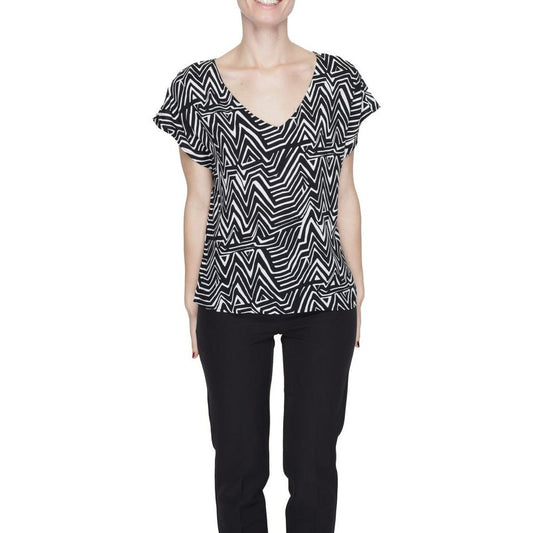 Jacqueline De Yong Black And White Viscose Tops & T-Shirt