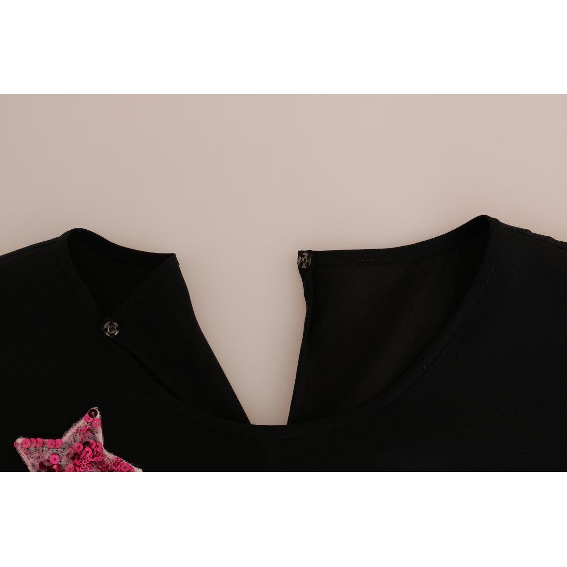 بلوزة من الحرير المطرزة برسومات خيالية من دولتشي آند غابانا