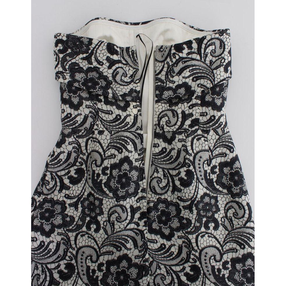 فستان ماكسي أنيق من الحرير والدانتيل من دولتشي آند غابانا