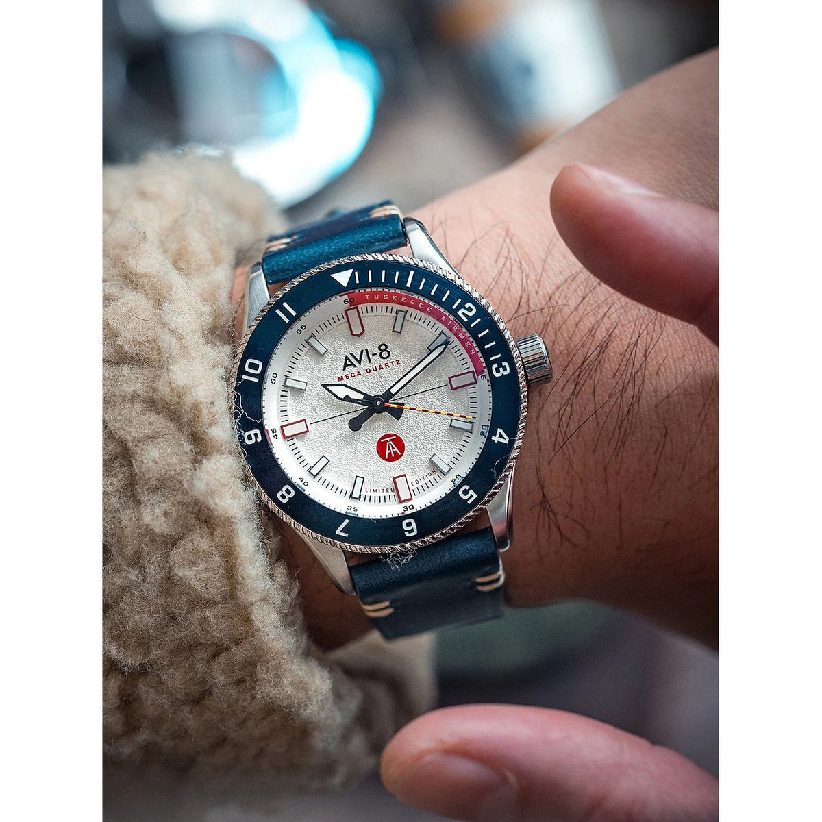 AVI-8 Mod. AV-4103-03